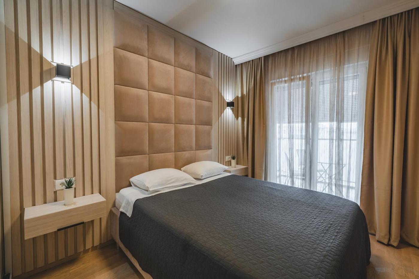 Harmony Apartments 포드고리차 외부 사진