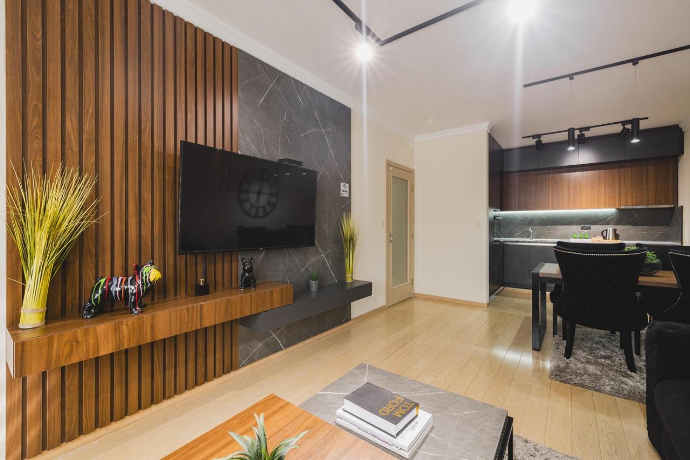 Harmony Apartments 포드고리차 외부 사진