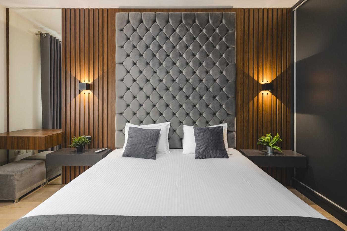 Harmony Apartments 포드고리차 외부 사진