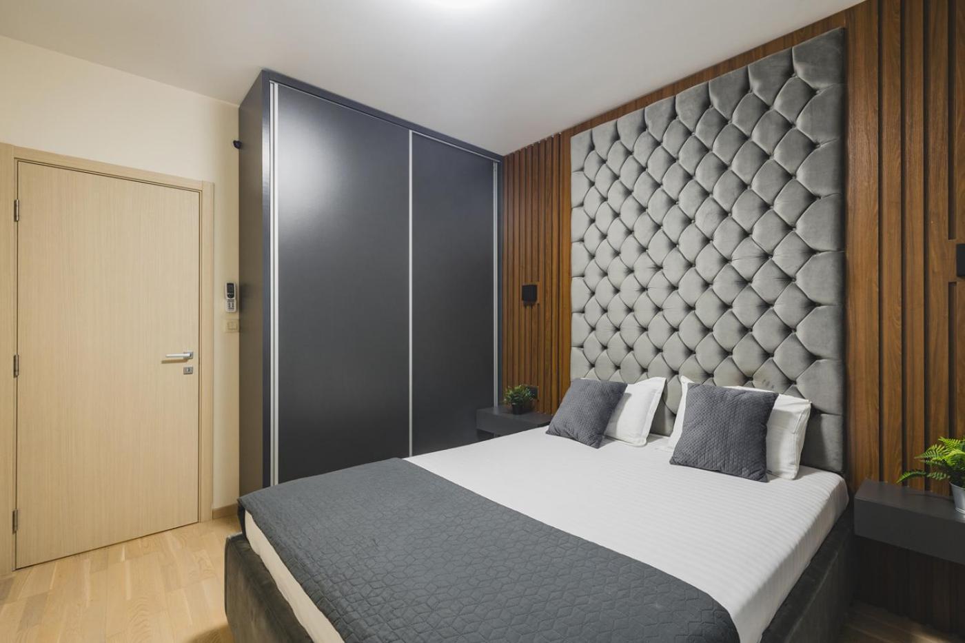 Harmony Apartments 포드고리차 외부 사진