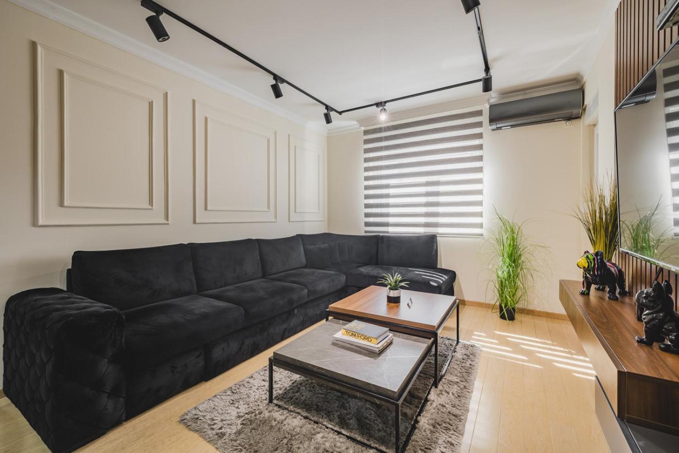 Harmony Apartments 포드고리차 외부 사진
