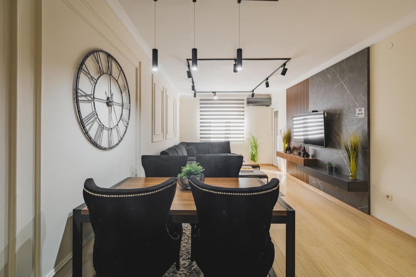 Harmony Apartments 포드고리차 외부 사진