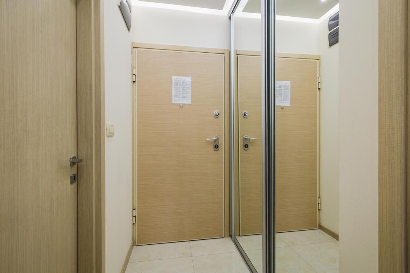 Harmony Apartments 포드고리차 외부 사진