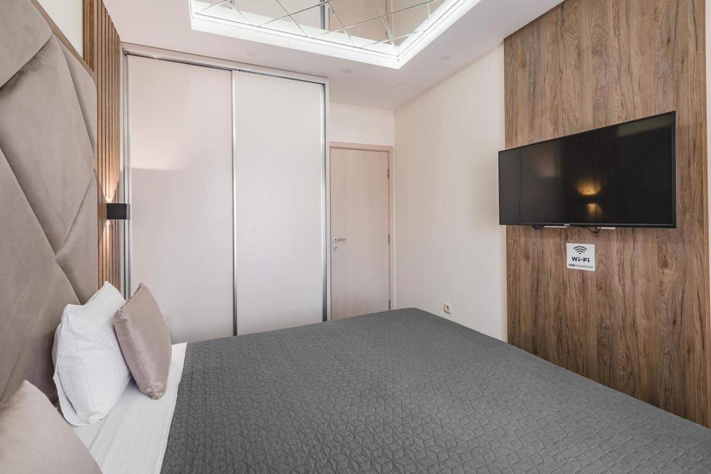 Harmony Apartments 포드고리차 외부 사진