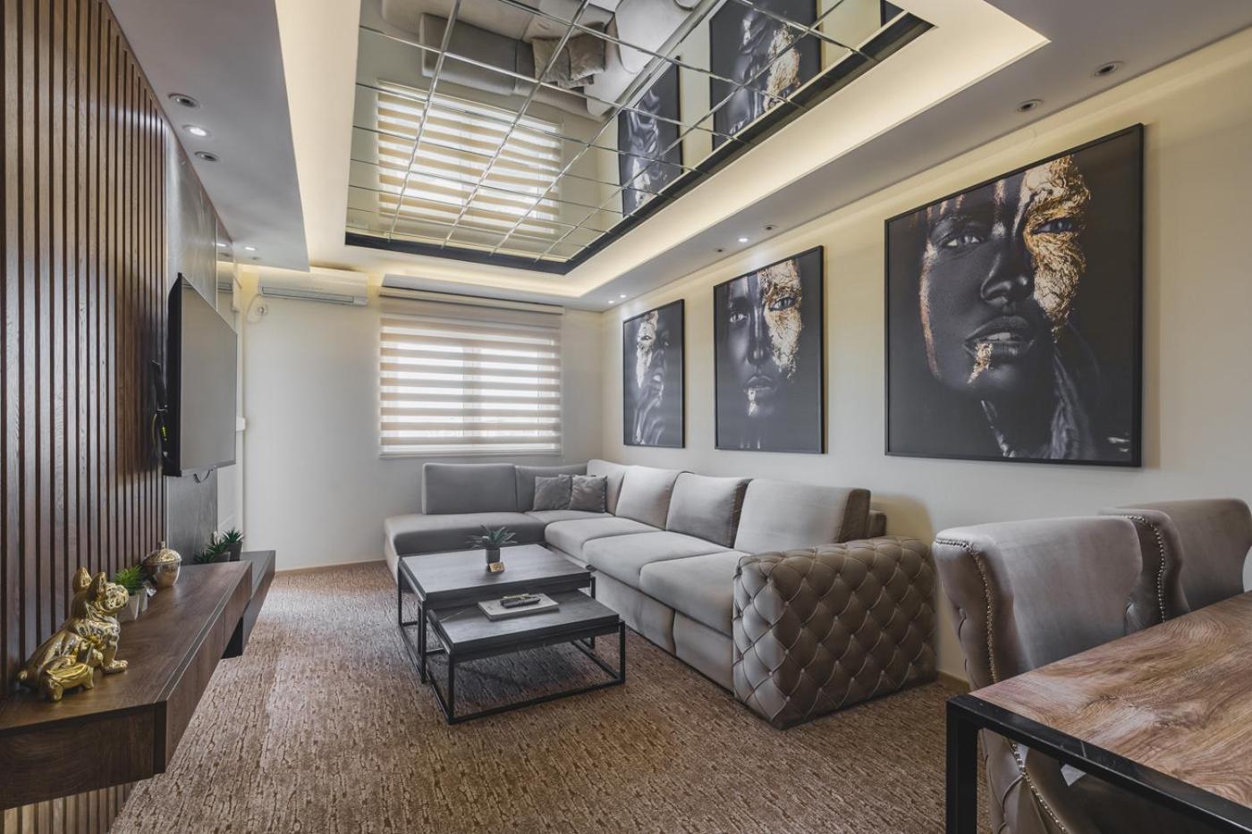 Harmony Apartments 포드고리차 외부 사진