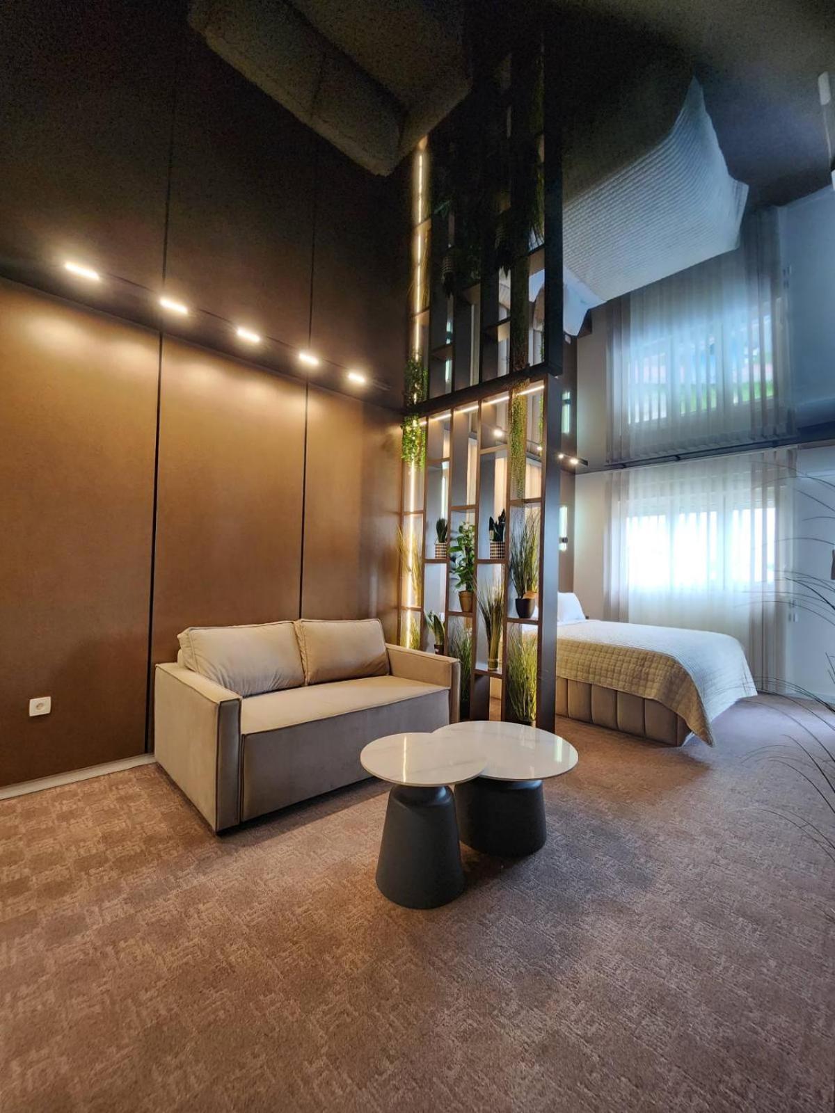 Harmony Apartments 포드고리차 외부 사진