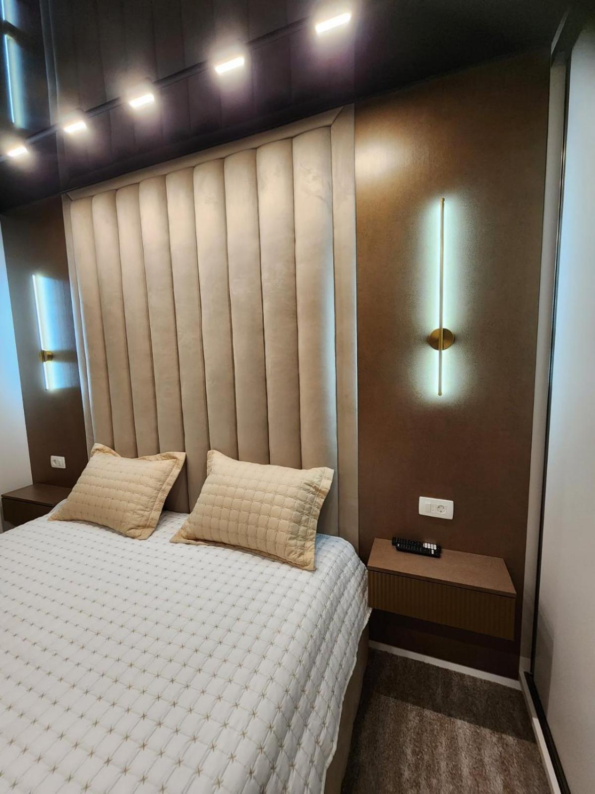 Harmony Apartments 포드고리차 외부 사진