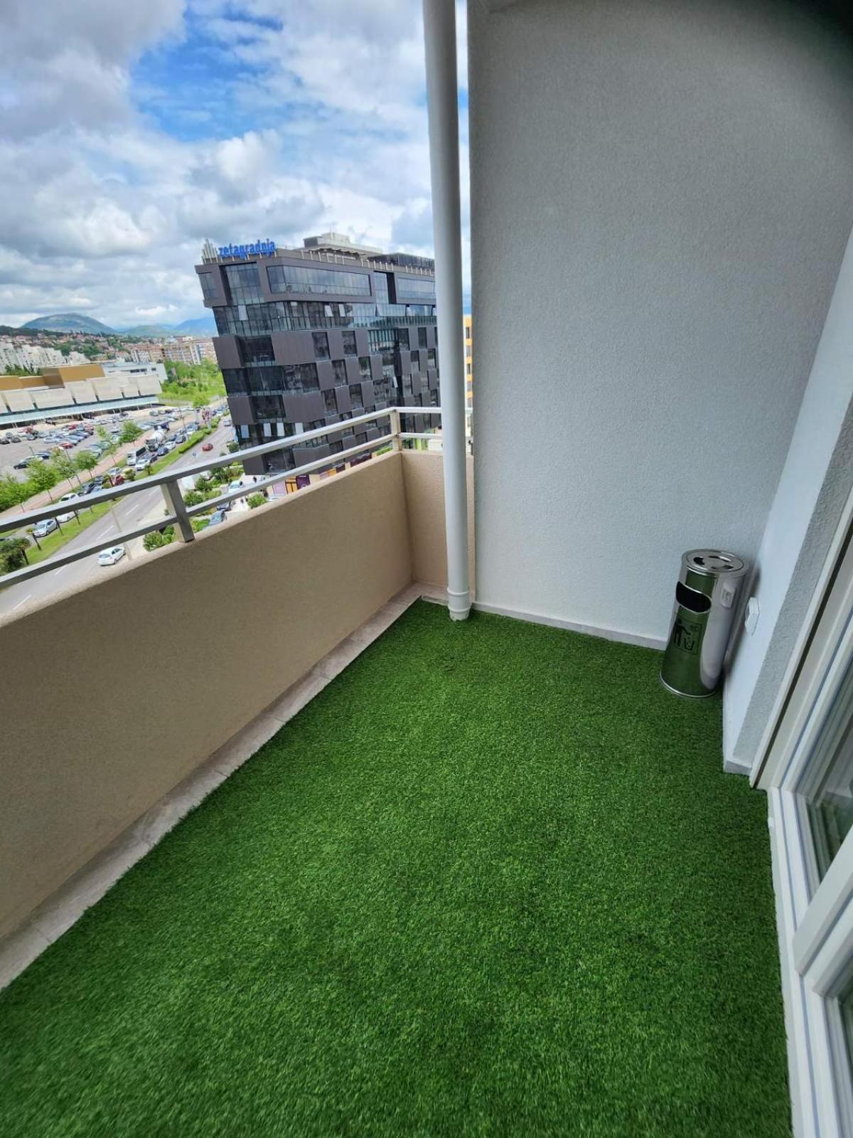 Harmony Apartments 포드고리차 외부 사진