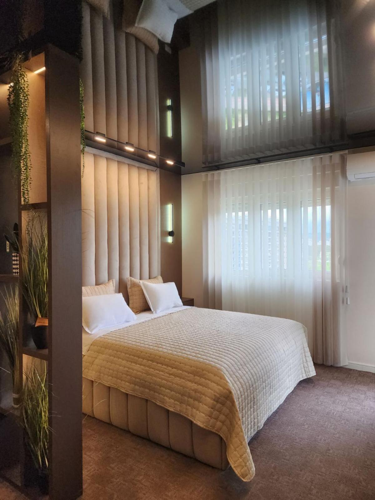 Harmony Apartments 포드고리차 외부 사진
